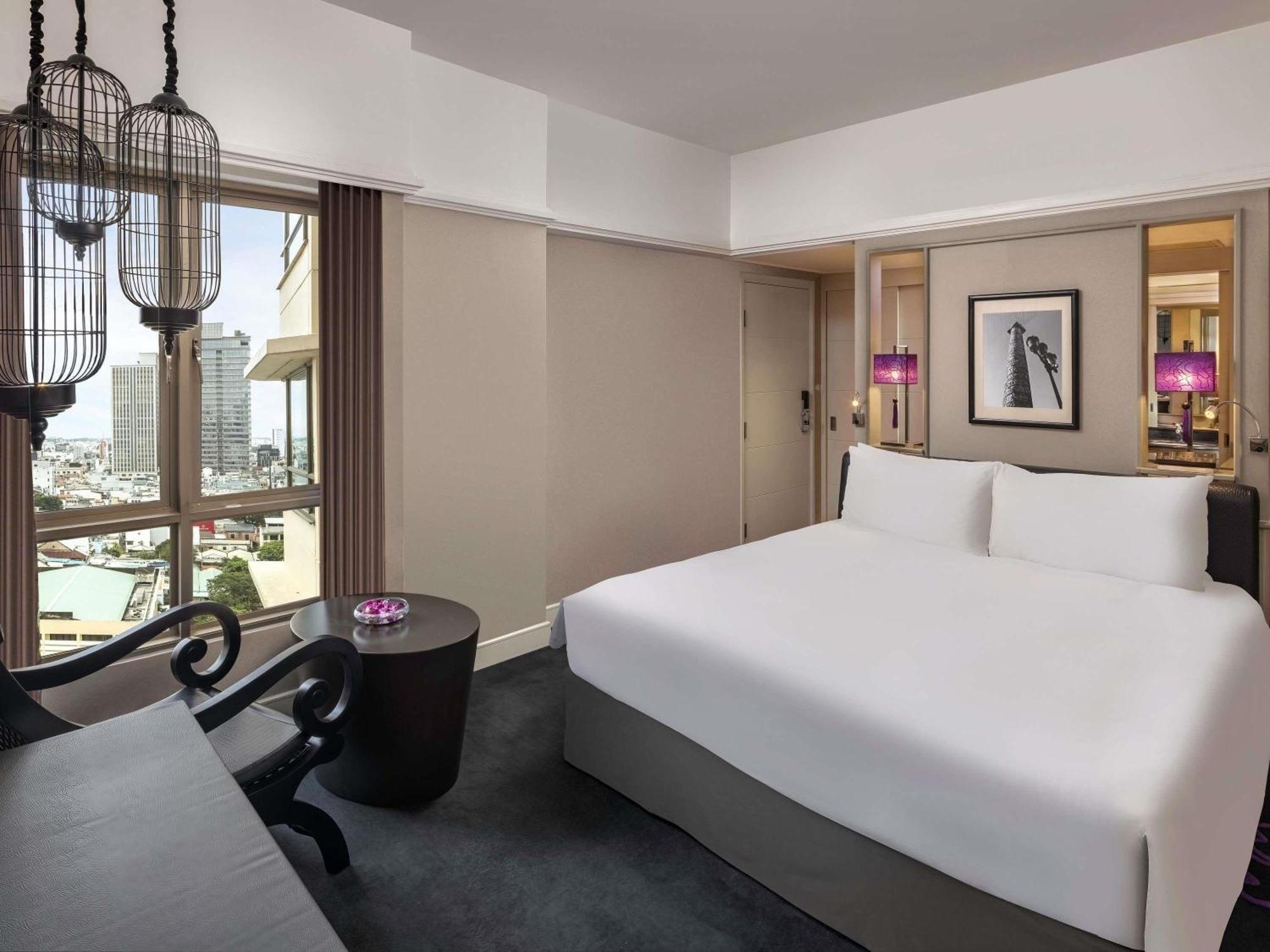 Chambre Lit King-Size Classique avec Vue sur la Ville